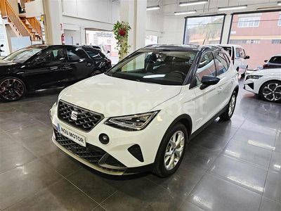 Blanco Usado 2024 Seat Arona FR SUV | 21.400 € (Precio justo)