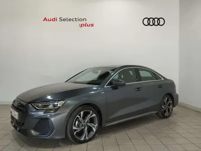 Usado Audi A3 S-Line 150 CV (110 kW) 2025 Gris Berlina