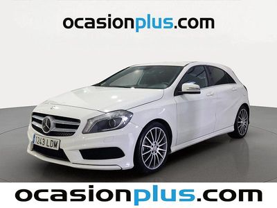 Usado Mercedes A180 AMG line 109 CV (80 kW) 2015 Blanco Utilitario