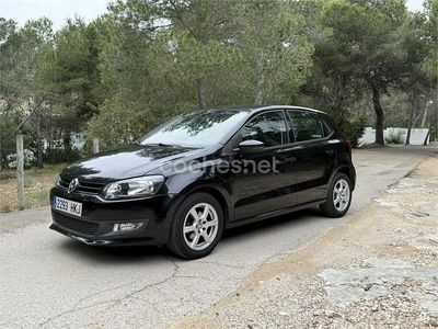 Usado VW Polo Advance 85 CV (62 kW) 2012 Negro Utilitario