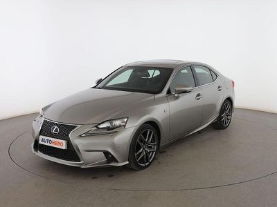 Lexus IS300h