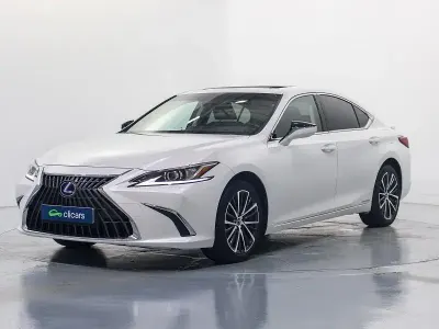 Usado Lexus ES300H 218 CV (160 kW) 2022 Berlina