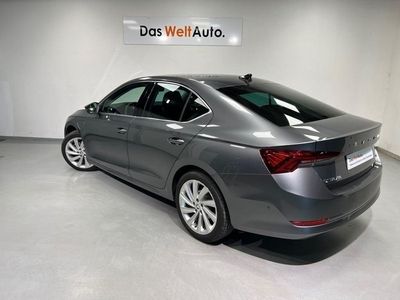 usado Skoda Octavia 1.4 TSI PHEV Style DSG 150 kW (204 CV)