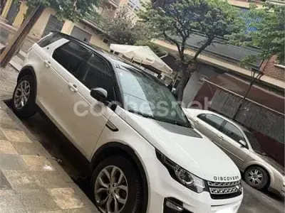 Usado Land Rover Discovery Sport HSE 150 CV (110 kW) 2017 Blanco SUV