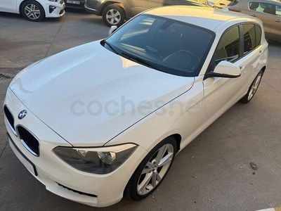 Usado BMW 116 Sport Line 136 CV (100 kW) 2012 Blanco Utilitario
