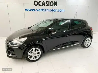 Usado Renault Clio LIMITED 90 CV (66 kW) 2019 Negro