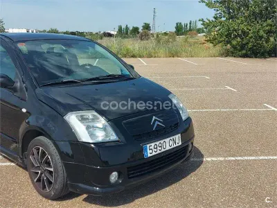 Usado Citroën C2 VTR Sport 110 CV (80 kW) 2003 Negro Utilitario