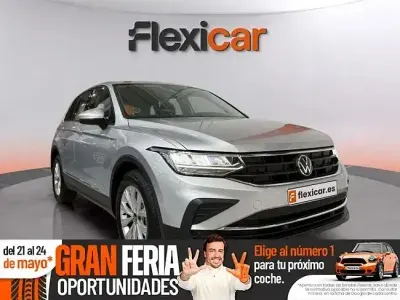 Usado VW Tiguan Life 130 CV (95 kW) 2021 Gris SUV