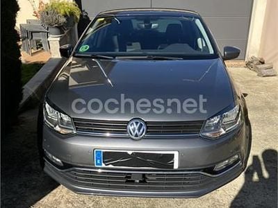 Usado VW Polo Sportline 90 CV (66 kW) 2015 Negro Berlina