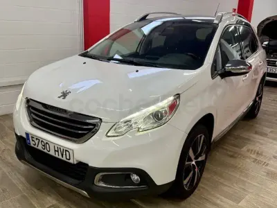 Käytetty Peugeot 2008 Allure 115 HP (84 kW) 2013 Valkoinen Katumaasturi