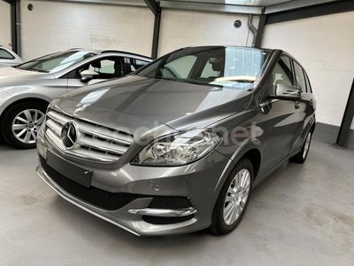 Mercedes B200