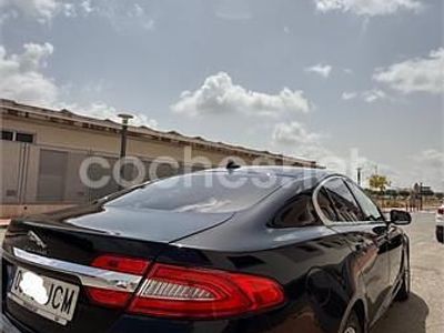 Usado Jaguar XF Luxury 200 CV (147 kW) 2015 Negro Berlina