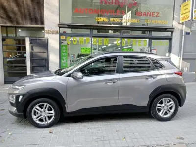 Usado Hyundai Kona 120 CV (88 kW) 2017 Plateado SUV