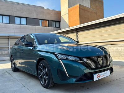 Usado Peugeot 308 SW Allure 130 CV (95 kW) 2023 Verde Familiar