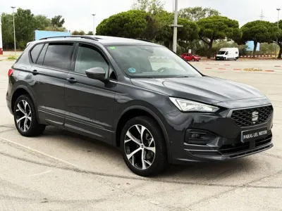 Usado Seat Tarraco FR 150 CV (110 kW) 2022 Gris / plata SUV