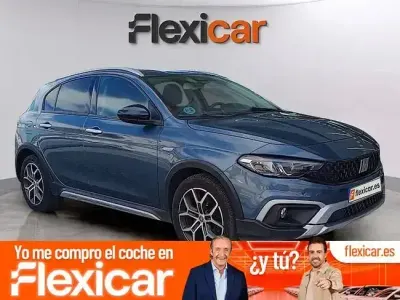 Usado Fiat Tipo Cross 101 CV (74 kW) 2021 Azul Berlina