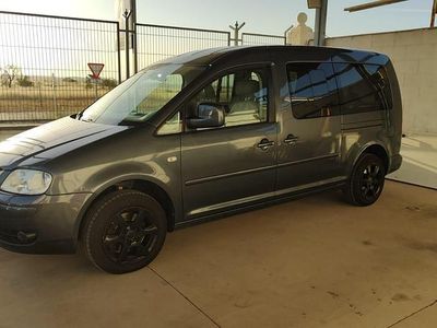 Usado VW Caddy Maxi 105 CV (77 kW) 2010 Gris Monovolumen