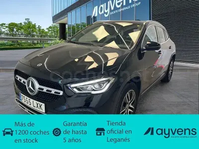Usado Mercedes GLA200 150 CV (110 kW) 2022 Negro SUV