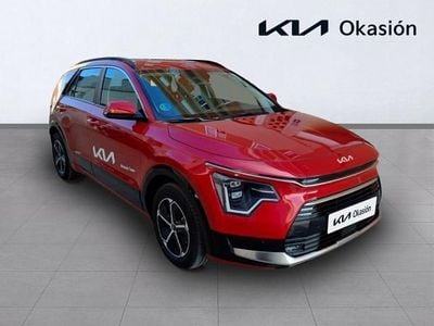 Usado Kia Niro 139 CV (102 kW) 2025 Rojo SUV