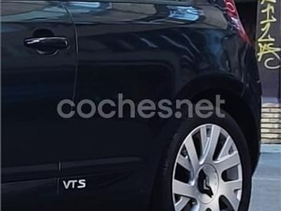 Negro Usado 2005 Citroën C4 Berlina | 2400 € (Precio justo)