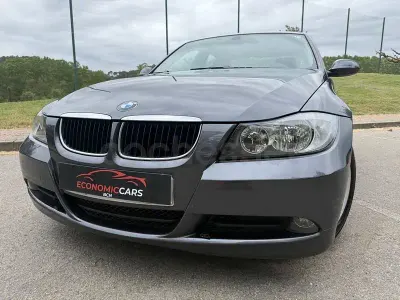 Käytetty BMW 320 163 HP (119 kW) 2007 Harmaa Sedan