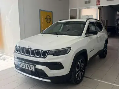 Usado Jeep Compass Limited 131 CV (96 kW) 2022 Blanco SUV