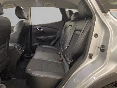 Usado Renault Kadjar Zen 160 CV (117 kW) 2021 Gris SUV
