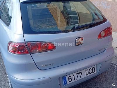 Käytetty Seat Ibiza Sport 75 HP (55 kW) 2004 Harmaa Viistoperä