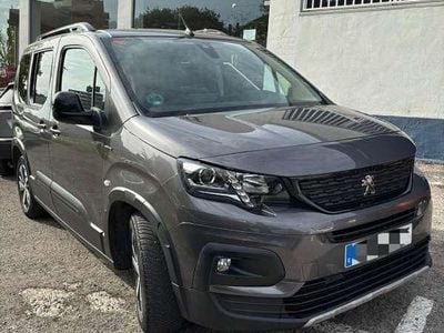 Usado Peugeot Rifter GT-line 131 CV (96 kW) 2019 Gris Monovolumen