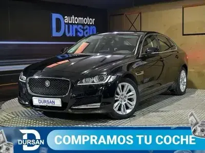 Usado Jaguar XF Portfolio 181 CV (133 kW) 2017 Negro Berlina