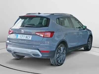 Occasion Seat Arona Xperience 115 ch (84 kW) 2025 Gris SUV