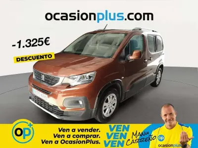 Usado Peugeot Rifter Allure 100 CV (73 kW) 2018 Marrón Monovolumen