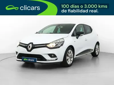 Usado Renault Clio IV Life 75 CV (55 kW) 2018 Blanco Berlina