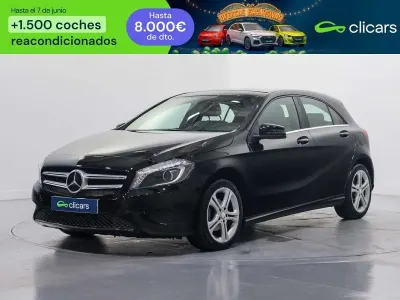 Usado Mercedes A180 Urban 109 CV (80 kW) 2014 Negro Utilitario
