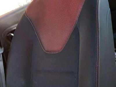 Begagnad Renault Clio IV Business 75 HK (55 kW) 2014 Svart Halvkombi