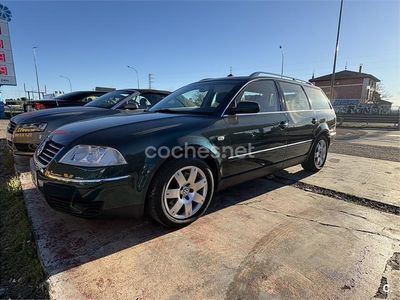 Usado VW Passat Highline 193 CV (141 kW) 2002 Verde Familiar