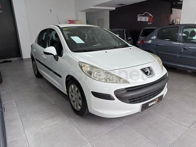 Usado Peugeot 207 70 CV (51 kW) 2009 Blanco Berlina