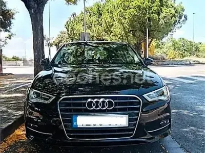Usado Audi A3 Ambiente 150 CV (110 kW) 2015 Negro Berlina