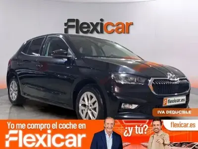 Usado Skoda Fabia Selection 95 CV (69 kW) 2025 Negro Utilitario