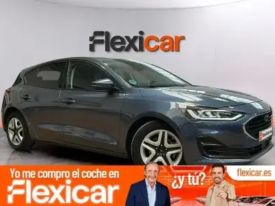 Usado Ford Focus Active 120 CV (88 kW) 2022 Azul Berlina
