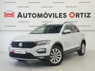 Usado VW T-Roc Advance 115 CV (84 kW) 2020 Azul SUV