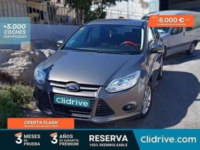 Usado Ford Focus Trend 105 CV (77 kW) 2012 Gris Utilitario