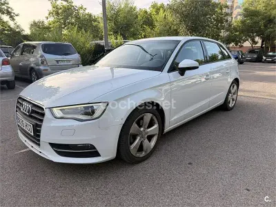 Usado Audi A3 Ambition 150 CV (110 kW) 2013 Blanco Berlina