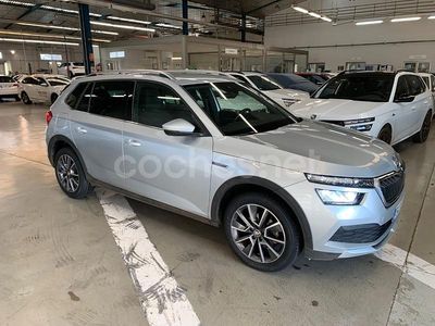 Gris / plata Usado 2021 Skoda Kamiq SUV | 14.990 € (Precio justo)