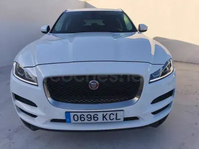 Usado Jaguar F-Pace Portfolio 180 CV (132 kW) 2017 Blanco SUV