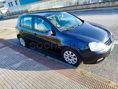 Usado VW Golf IV Conceptline 90 CV (66 kW) 2006 Azul Berlina