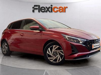 Rojo Usado 2024 Hyundai i20 Berlina | 17.490 € (Precio justo)
