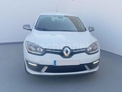 Blanco Usado 2015 Renault Mégane Bose Edition Berlina | 7990 € (Precio justo)