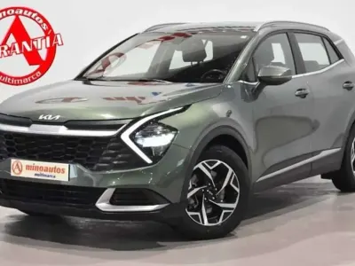 Usado Kia Sportage 136 CV (100 kW) 2022 Verde SUV