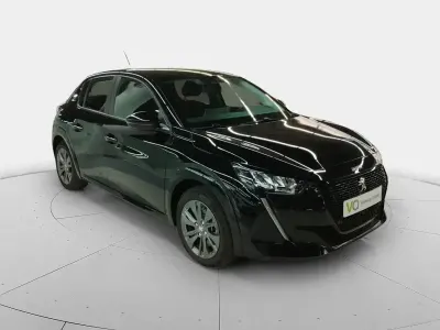 Usado Peugeot e-208 Active 100 kW (136 HP) 2024 Preto Citadino